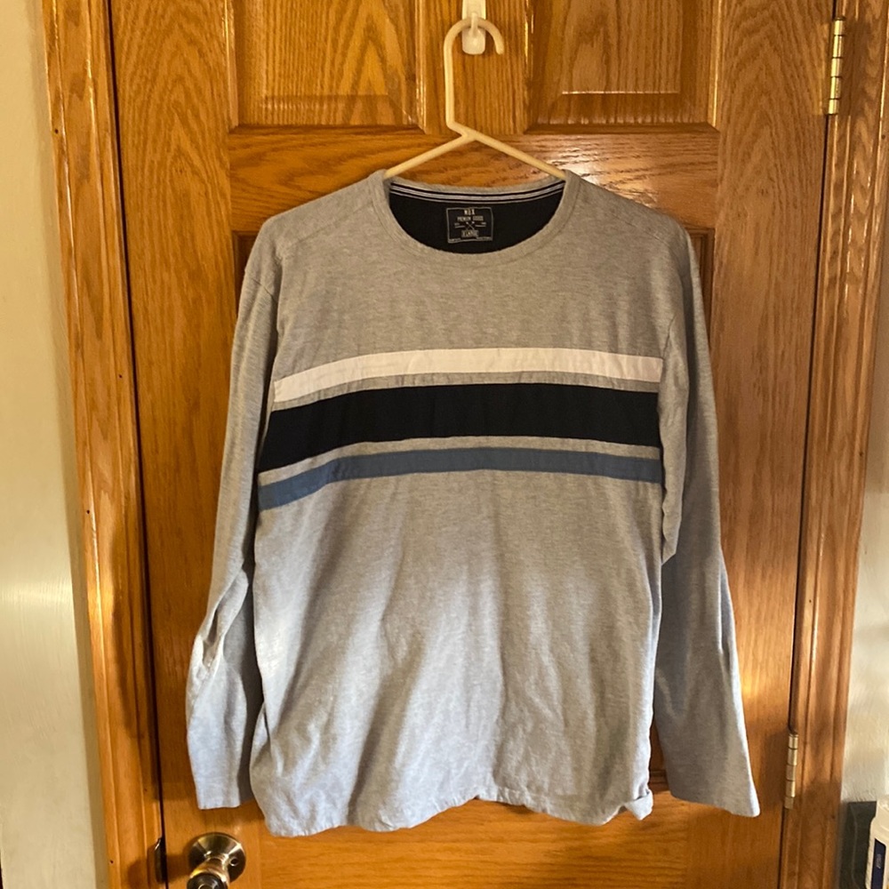 Long sleeve t-shirt